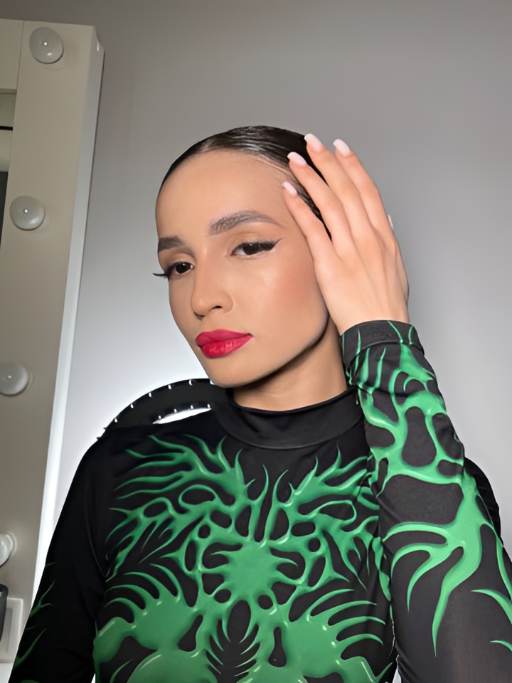 Снежанна привлекательная девушка из Новая чара цена от 2500 руб