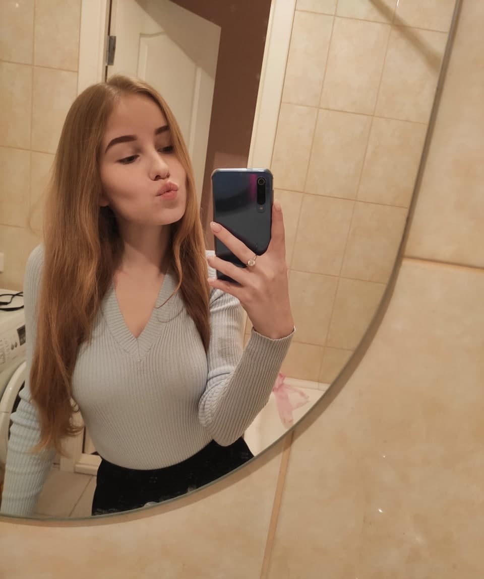 Даша привлекательная девушка из Новая чара цена от 3000 руб