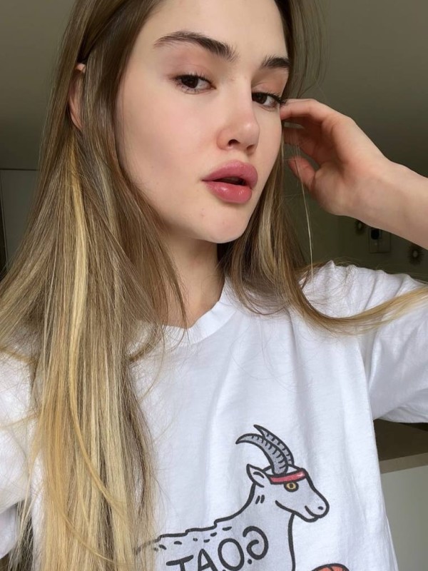 Настя фото 4